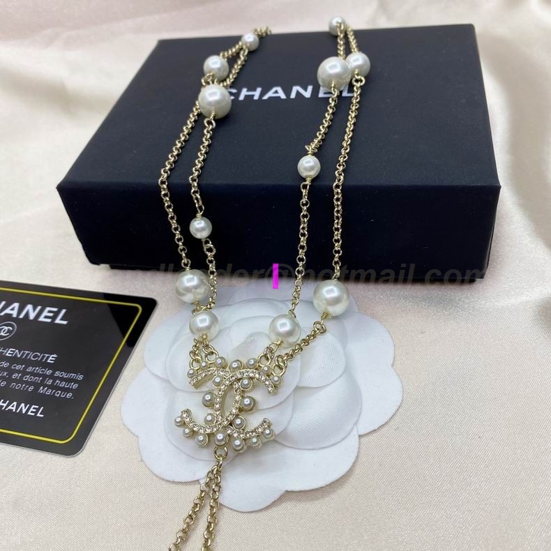 Chanel Necklaces 409